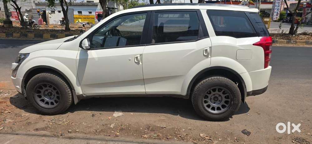 Mahindra Xuv500 2016