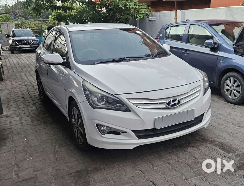 Hyundai Verna Fluidic 1.6 Vtvt Sx Opt, 2015, Petrol