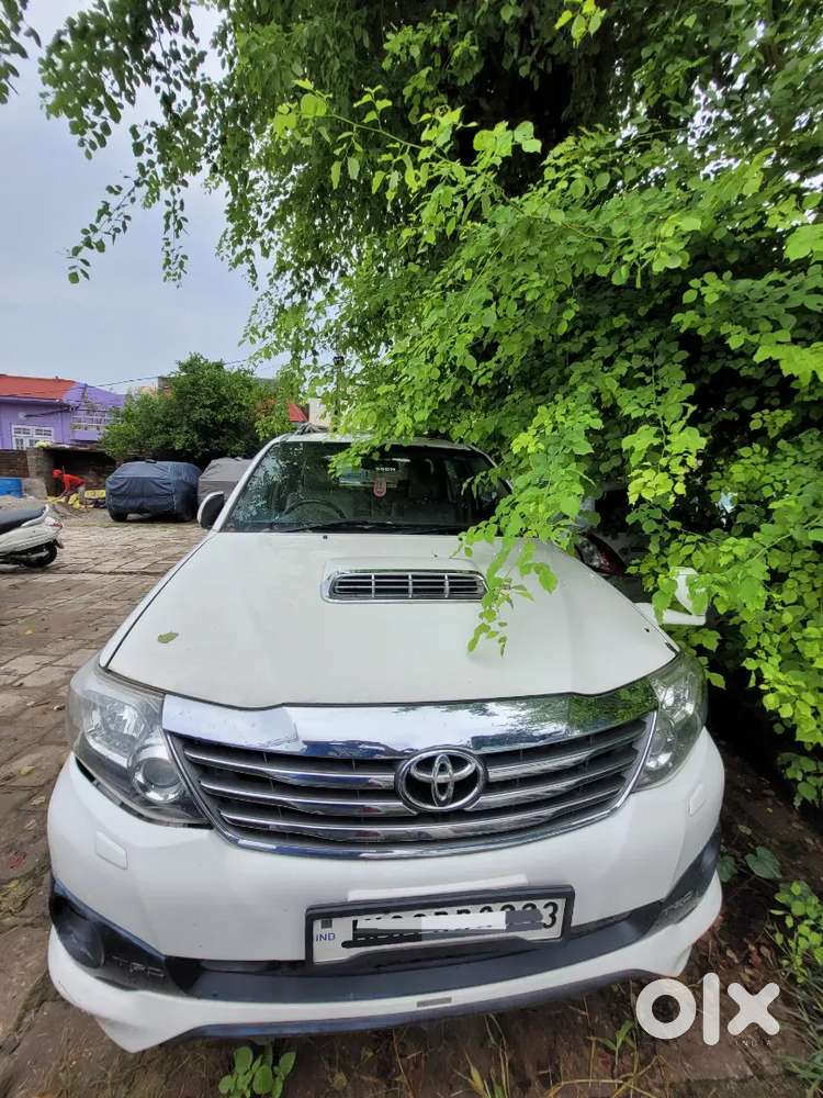 Toyota Fortuner Diesel 2013 With Km Driven