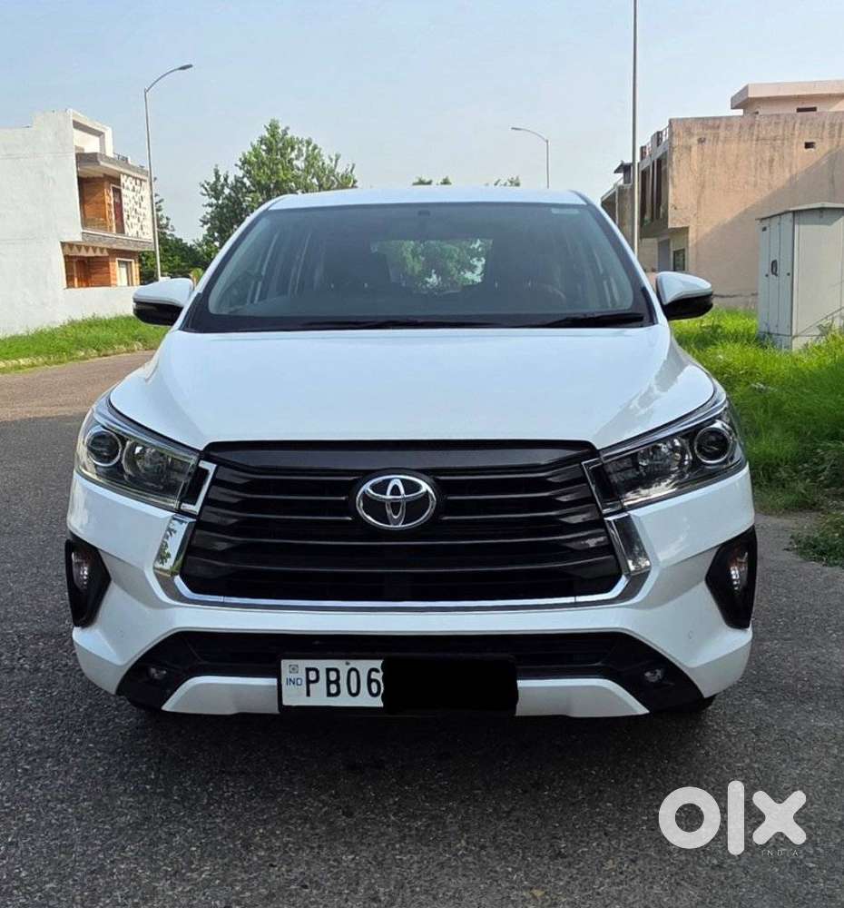 Toyota Innova Crysta 2.4 V, 2022, Diesel