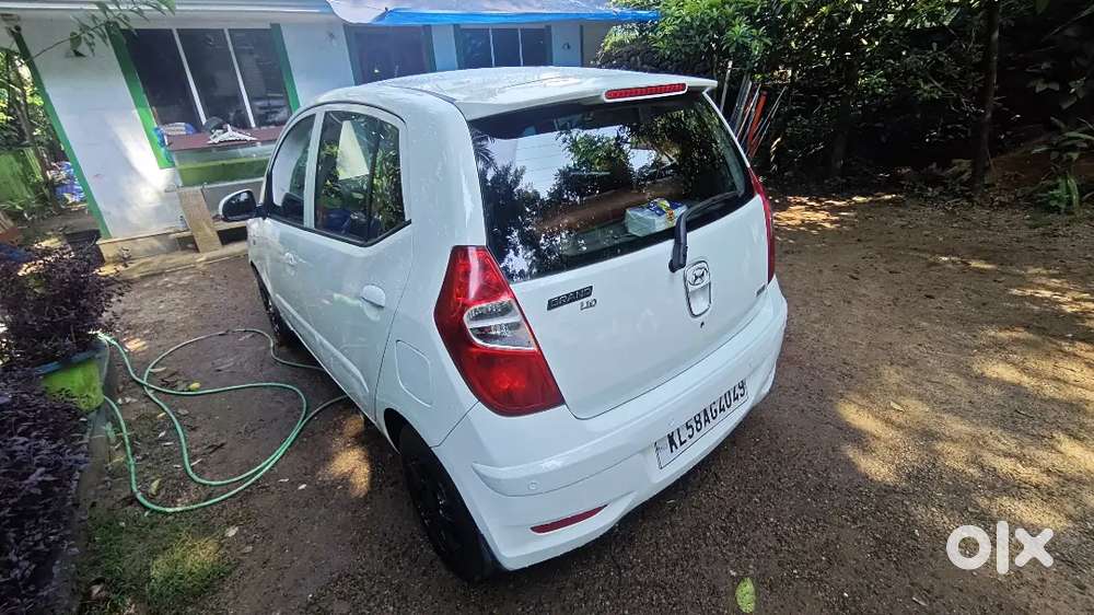 Hyundai I10 Sportz 2011