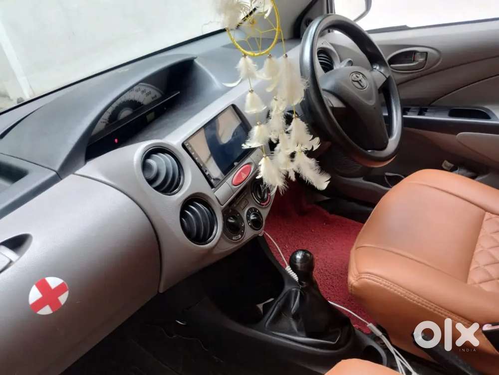 Toyota Etios Petrol/cng