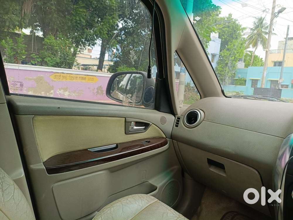 Maruti Suzuki Sx4 Zxi 2010 Petrol