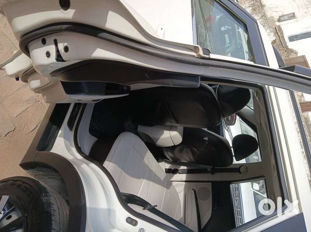 Mahindra Xuv300 W4, 2023, Diesel