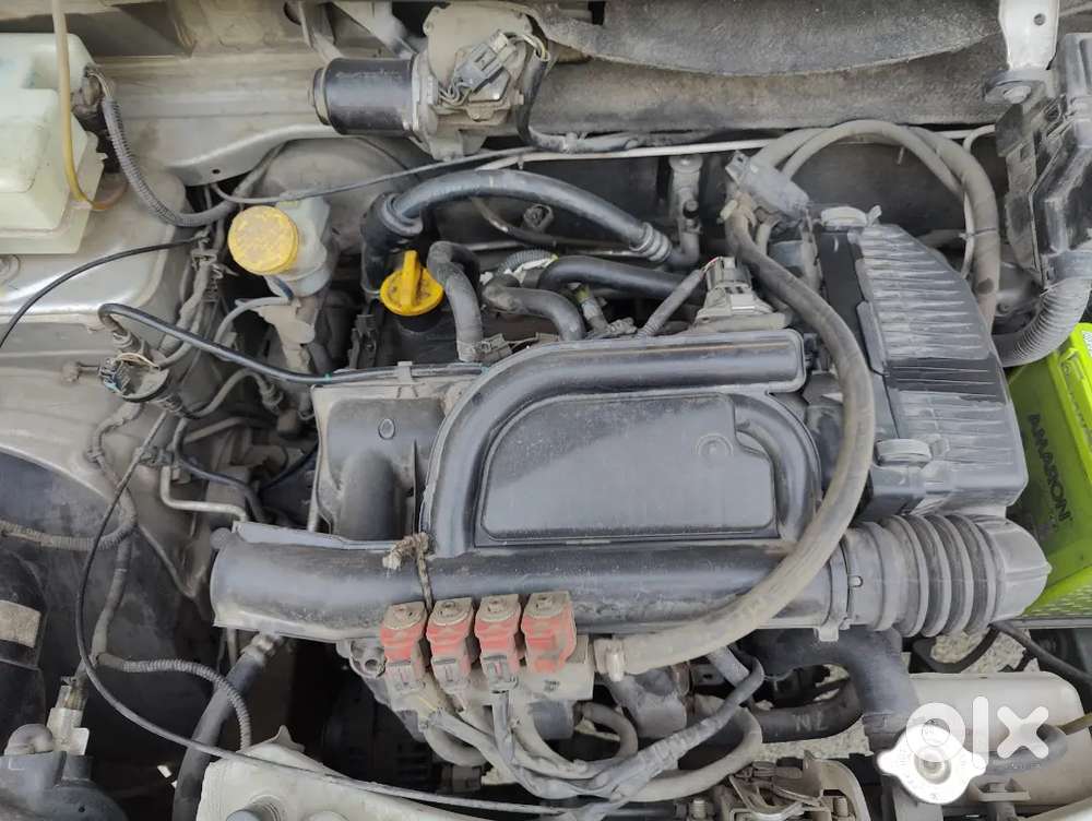 Car Kwid 2016 Rxt 90400 1st Owner Single Hand Driven Cng Fitted 32 Kml