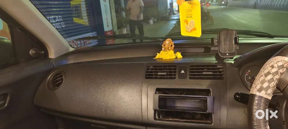 Maruthi Dzire (t Board)