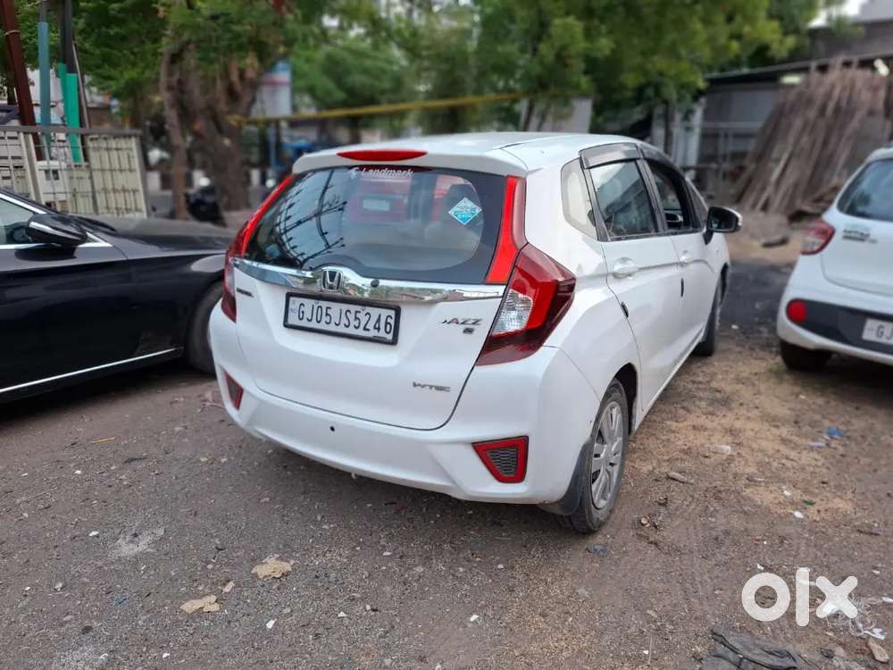 Honda Jazz 2017 Cng & Hybrids 78000 Km Driven