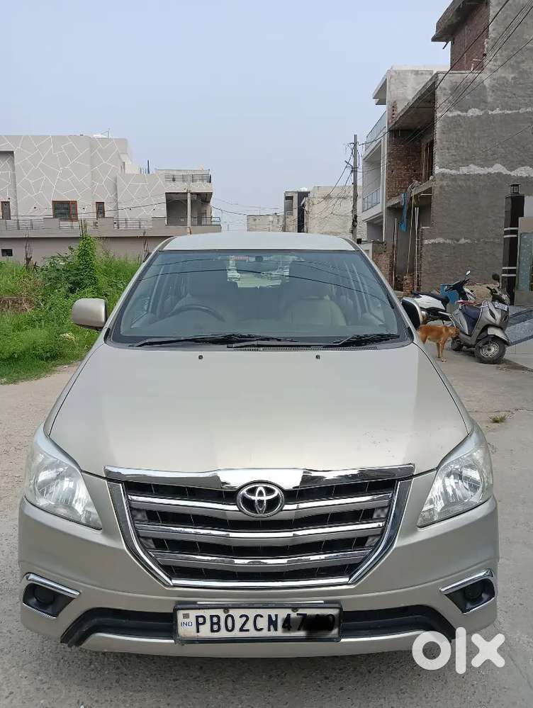Toyota Innova G4 2013 Model