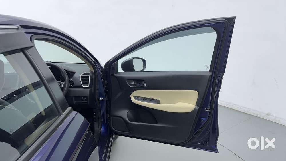 Honda City Vx Petrol Mt, 2023, Petrol