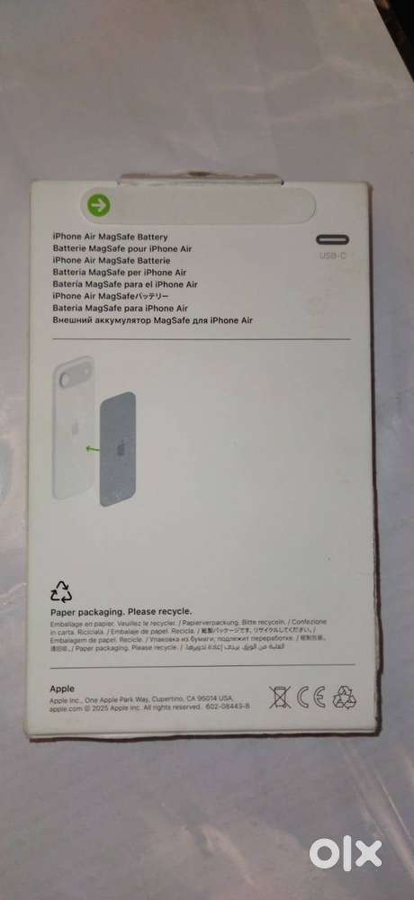 iPhone Air MagSafe Battery