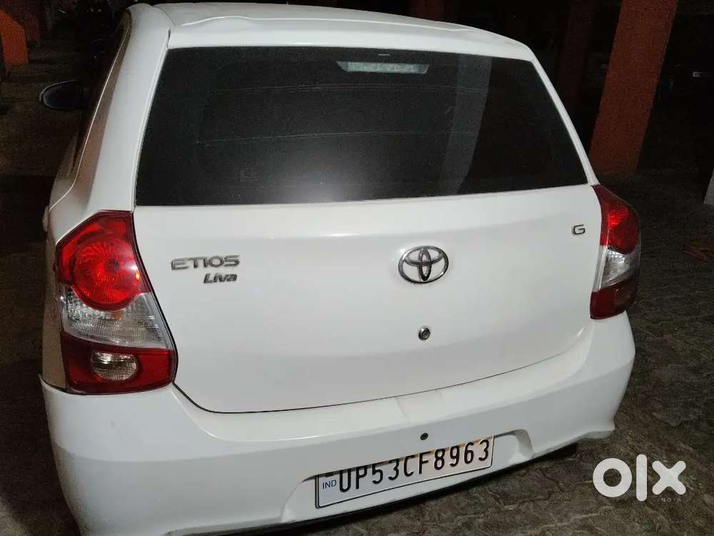 Etios Liva Super White Color Well Maintained Car Platinum