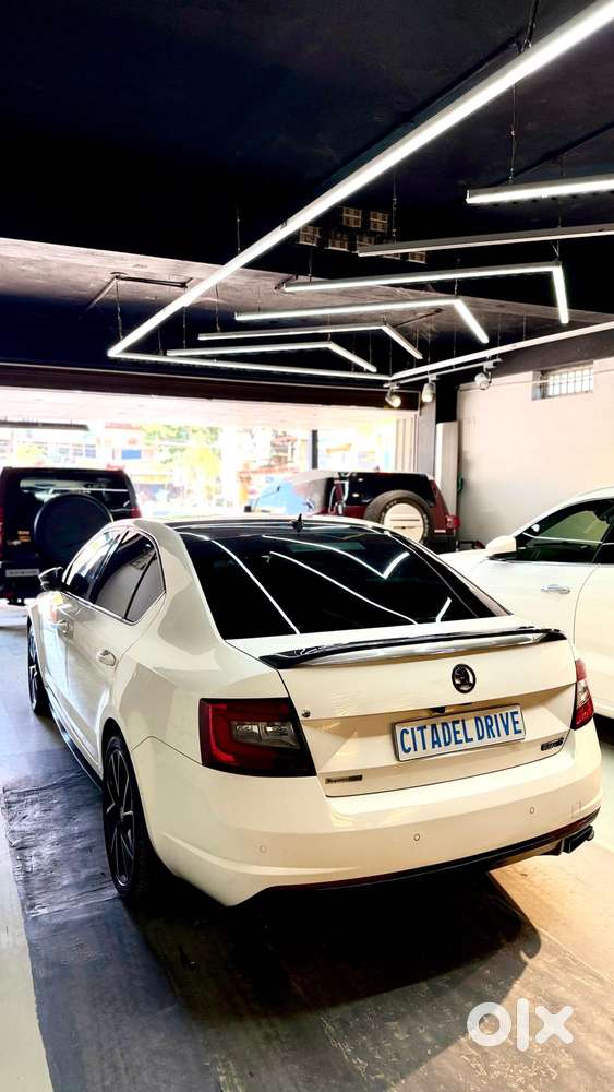 Skoda Octavia 2.0 Rs 245 Tsi, 2021, Petrol