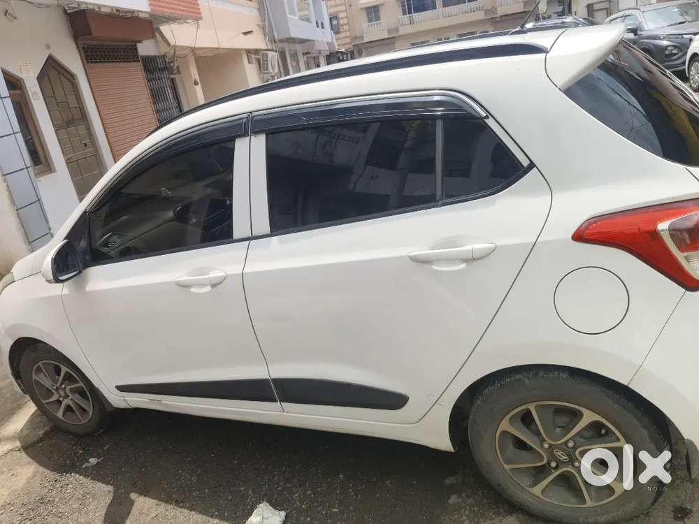 2017 Hyundai Grand I10 Sportz Automatic