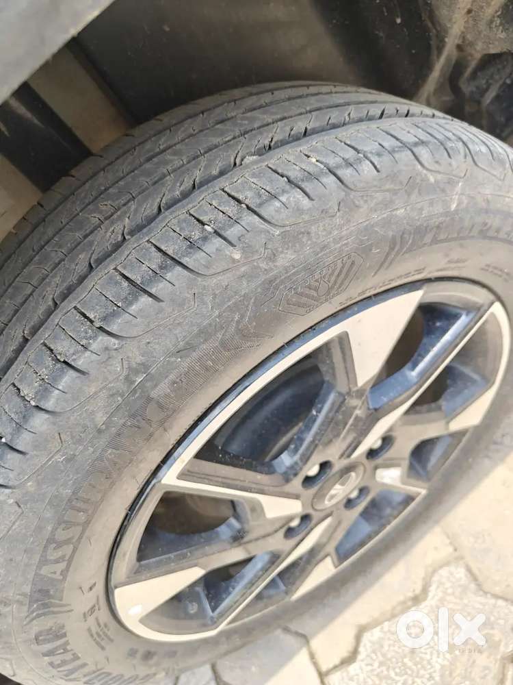 Tata Punch Dazzle Sunroof 2024 Model Car