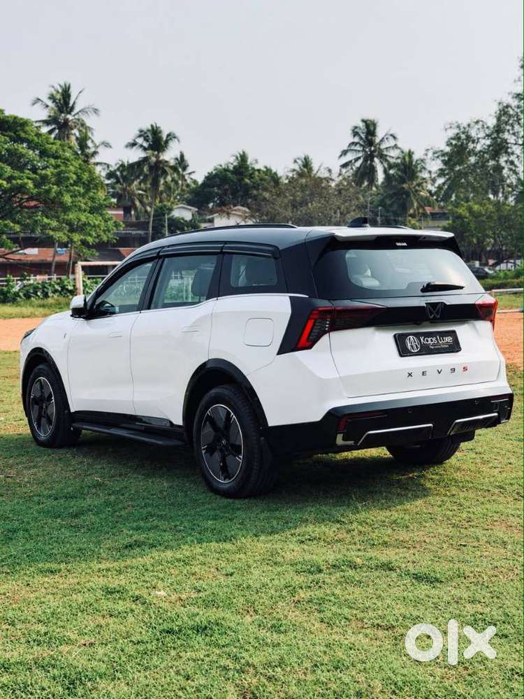 Mahindra Xev 9s, 2026, Electric