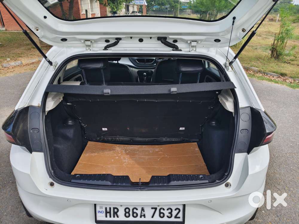 Tata Altroz 1.2 Xz Plus Petrol, 2021, Petrol