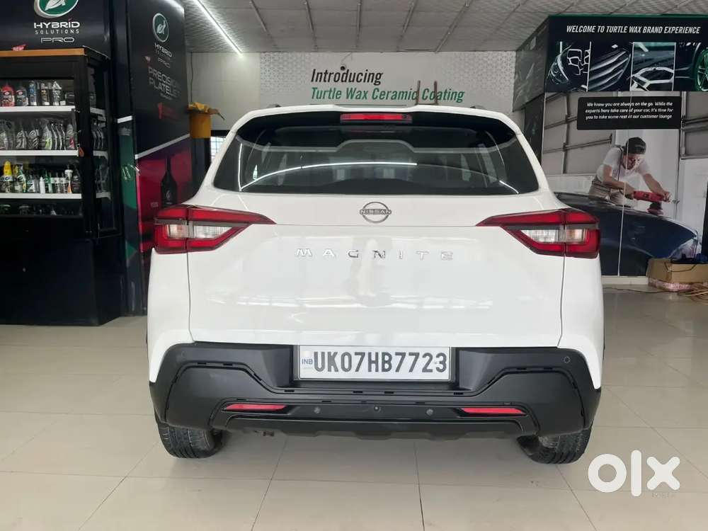 Nissan Magnite 1.0 Xe 2025