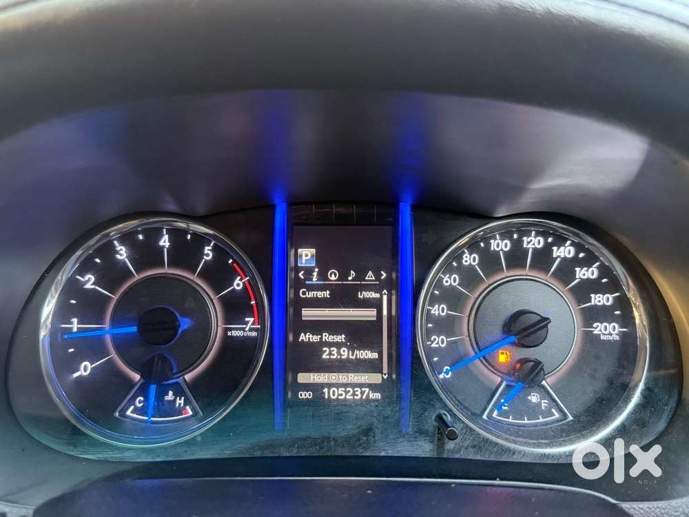 Toyota Fortuner 4x2 At 2.7 Petrol, 2020, Petrol