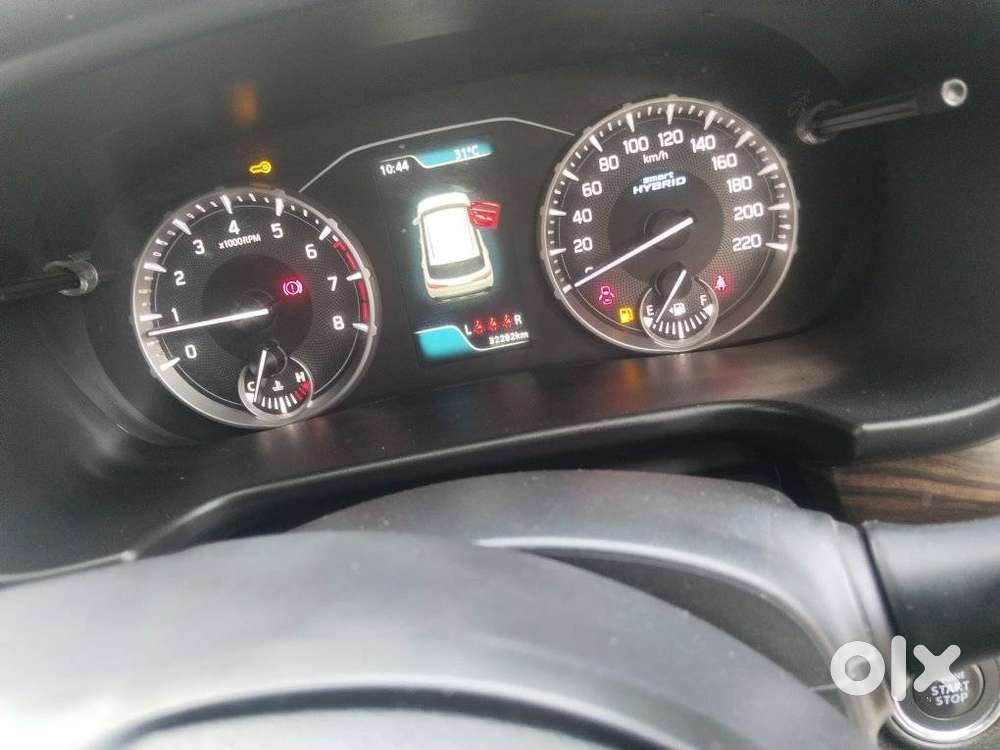 Maruti Suzuki Brezza Zxi Plus Smart Hybrid, 2024, Petrol