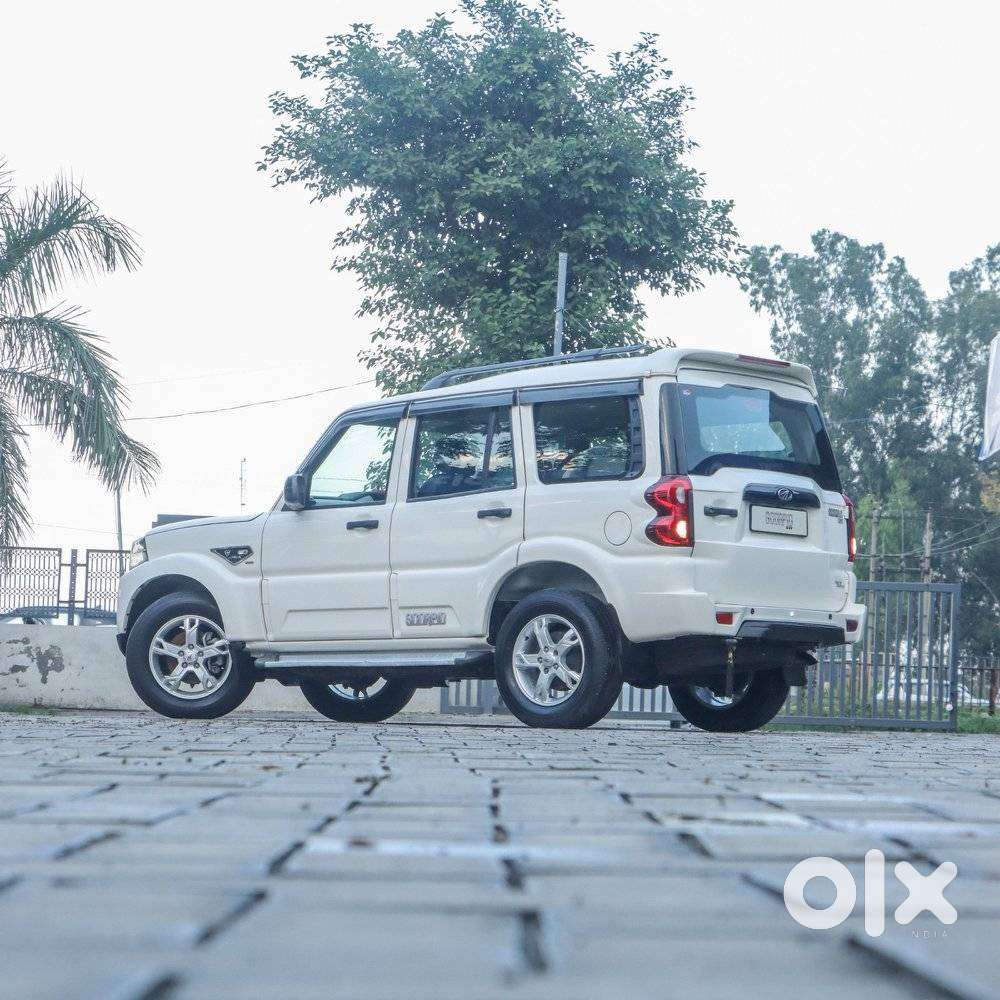 Mahindra Scorpio Classic 2.2 S Mt 7 Str, 2022, Electric