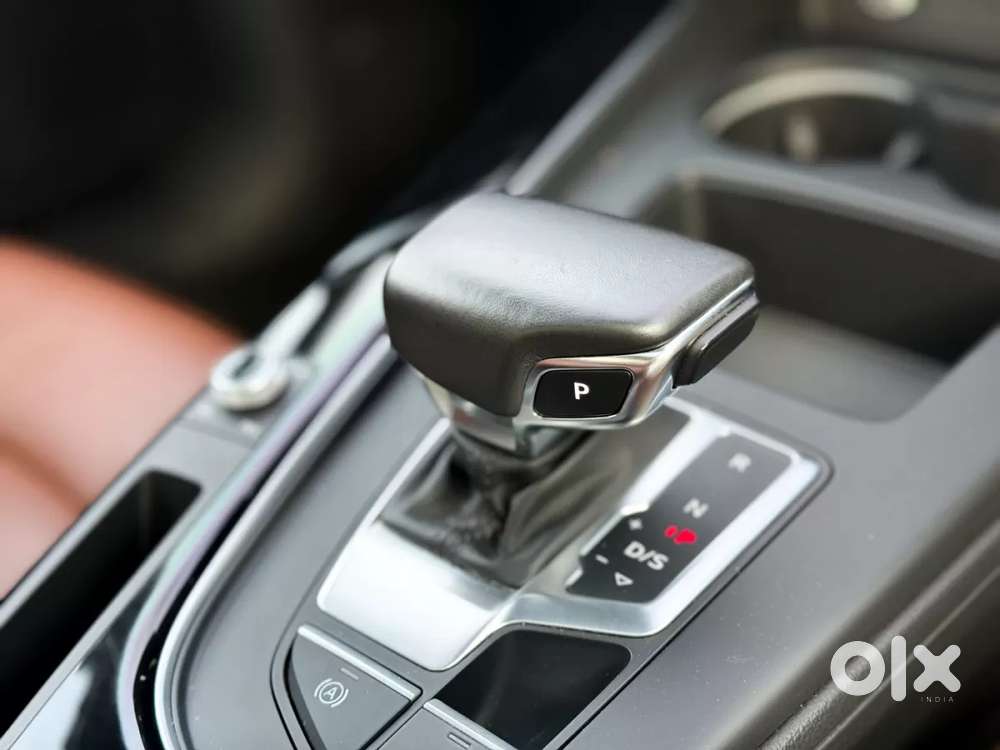 Audi A4 2.0 Technology 40 Tfsi, 2025, Petrol