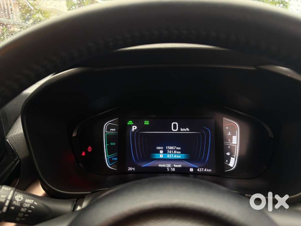 Maruti Suzuki Grand Vitara 1.5 Alpha Plus Intelligent Hybrid Ecvt, 2..