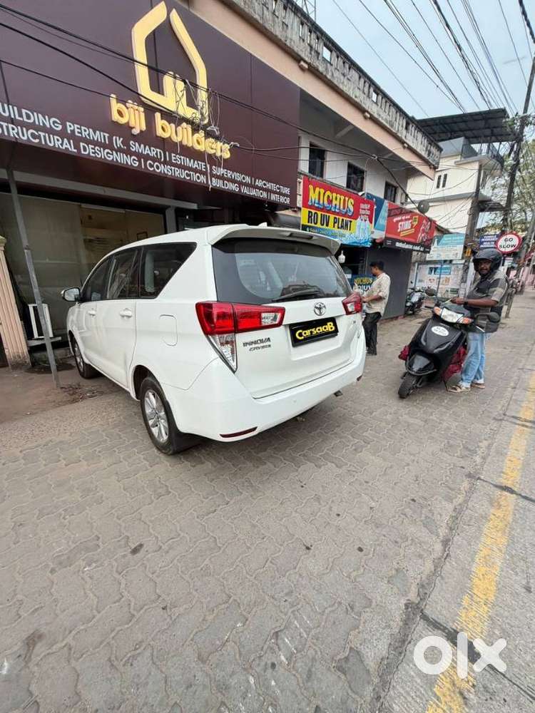 Toyota Innova Crysta