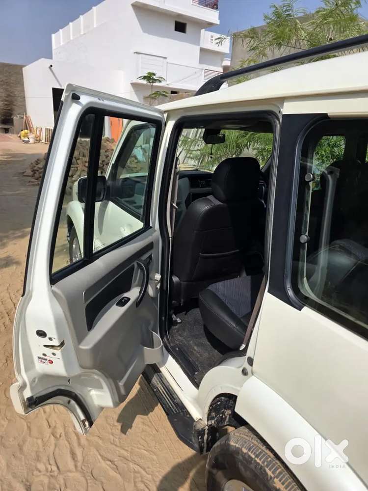 Mahindra Scorpio 2019 Variant 2.2 S