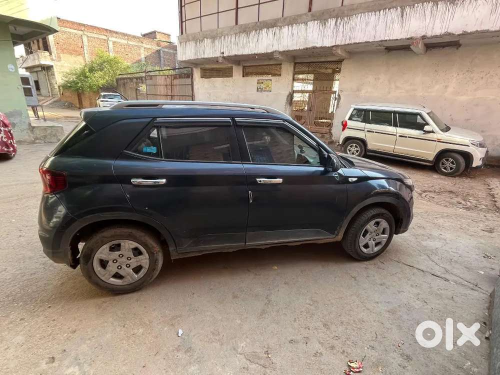 Hyundai Venue 2020 Year Petrol Car