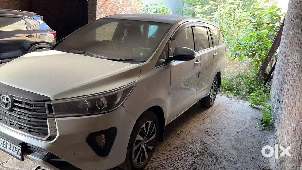 Toyota Innova Crysta 2021 Diesel Well Maintained