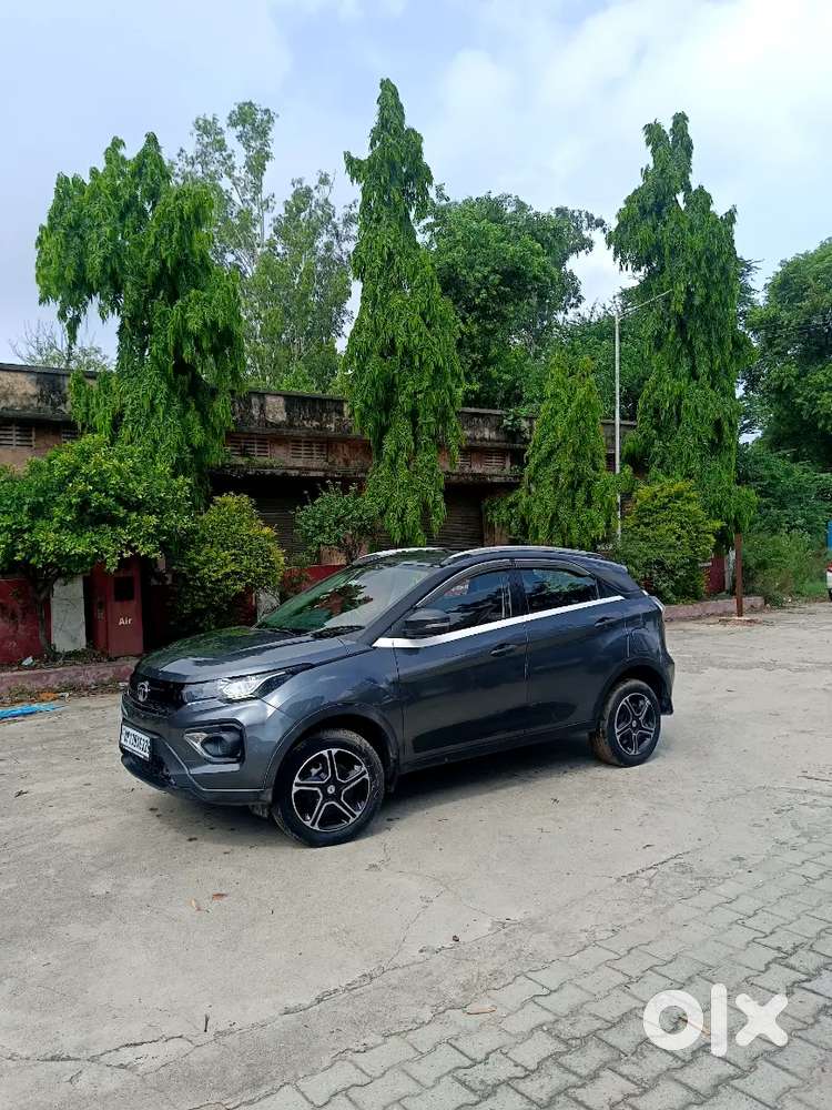 Tata Nexon Top Model Sunroof Diesel