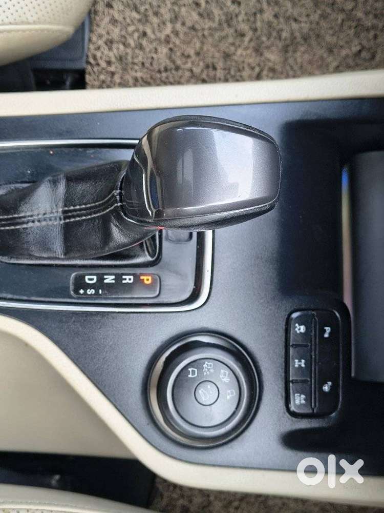 Ford Endeavour 3.2 Titanium At 4x4, 2017, Diesel