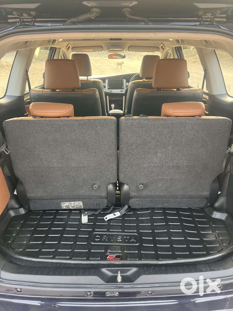 Toyota Innova Crysta