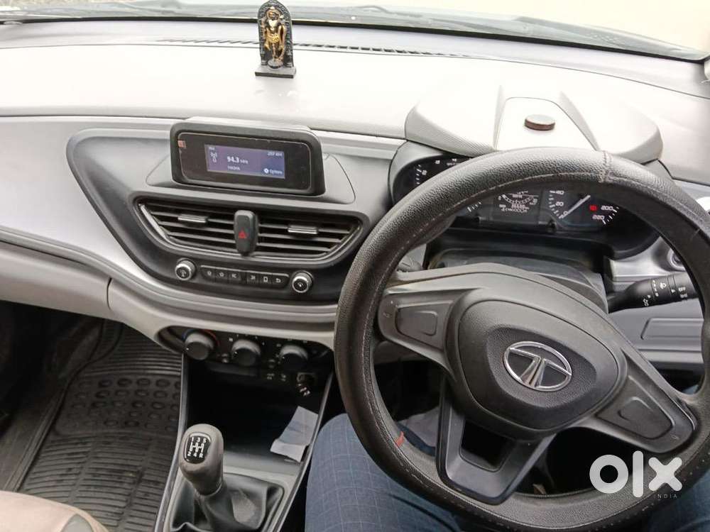 Tata Altroz 2020 Petrol Well Maintained