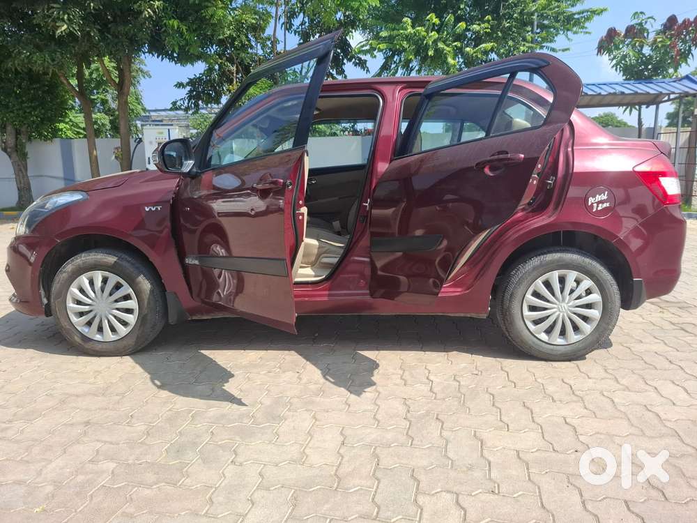 Maruti Suzuki Swift Dzire 1.3 Vxi, 2016, Petrol