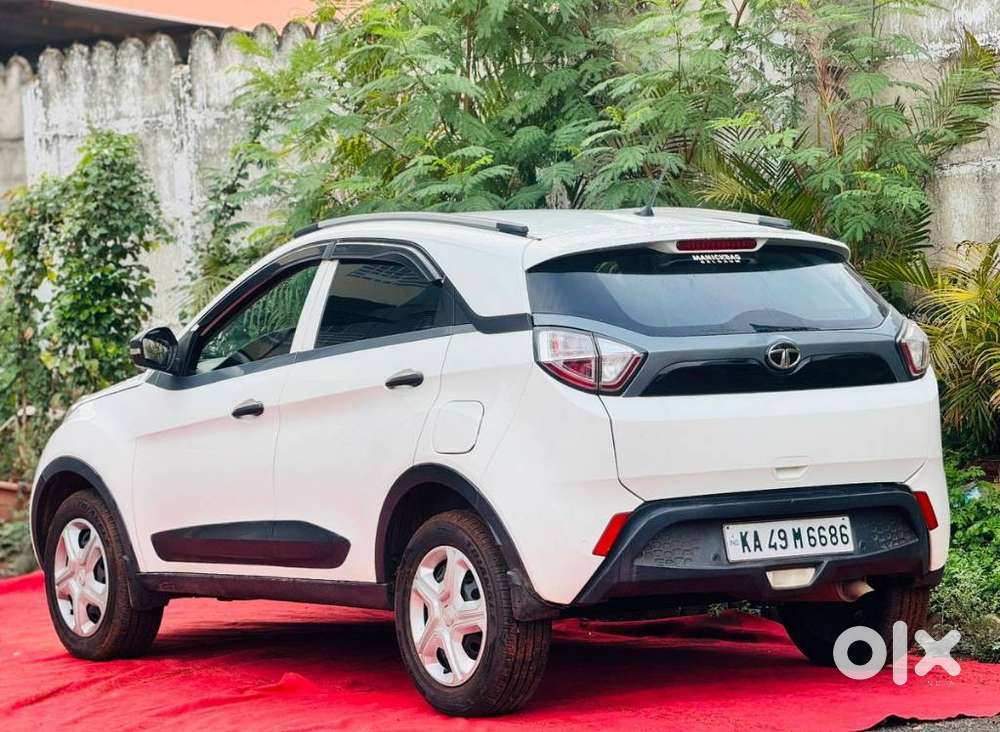 Tata Nexon 1.5 Revotorq Xm, 2018, Diesel
