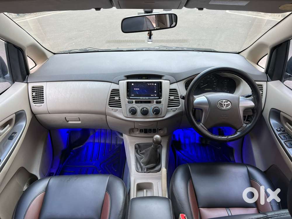 Toyota Innova 2.5 Gx (diesel) 8 Seater Bs Iv, 2014, Diesel