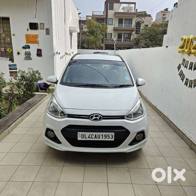 Hyundai Grand I10 2013-2016 Sportz, 2015, Petrol