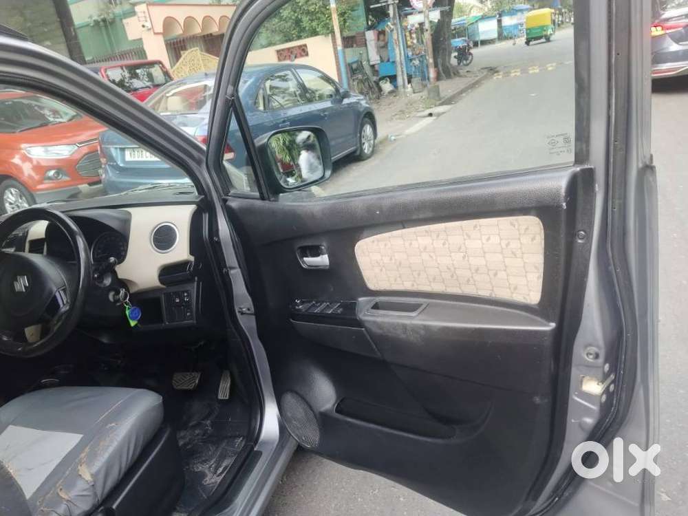 Maruti Suzuki Wagon R Amt Vxi Plus, 2017, Petrol