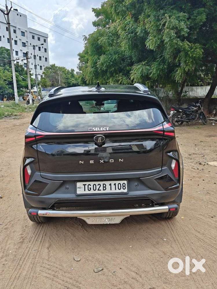 Tata Nexon Creative Plus 1.2 Revotron Petrol 6 Amt, 2024, Petrol