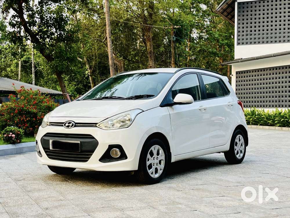 Hyundai Grand I10 Sportz O 1.2, 2016, Petrol