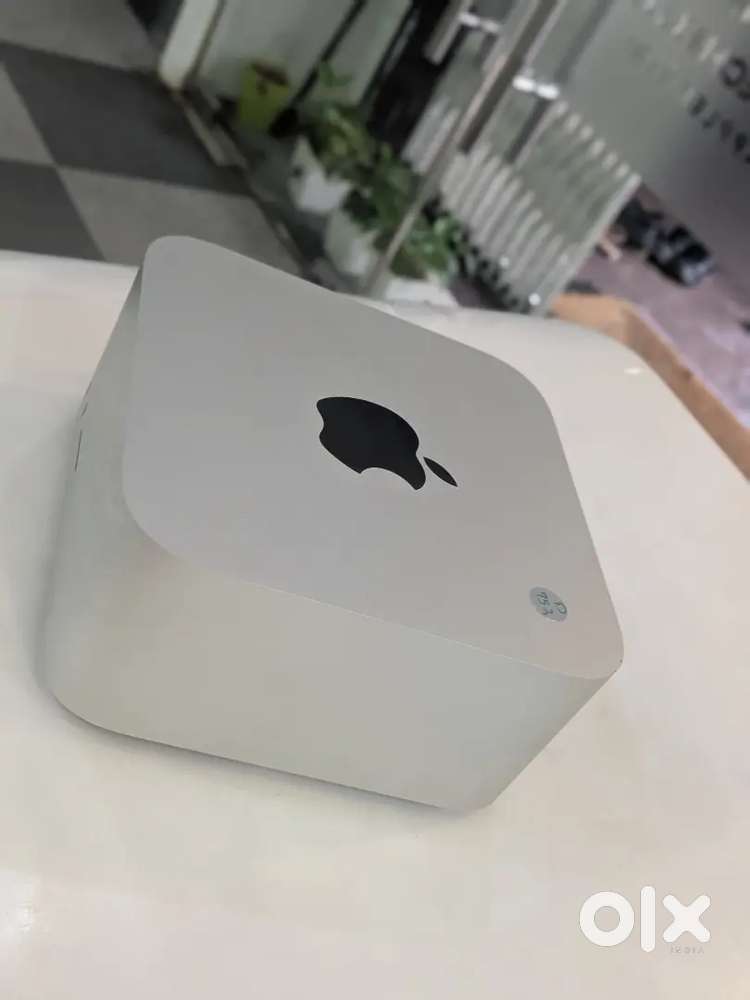 Apple Mac Studio M2 Max 32GB 512GB SSD 2023 30 Core - GPU 1 Year WRNTY