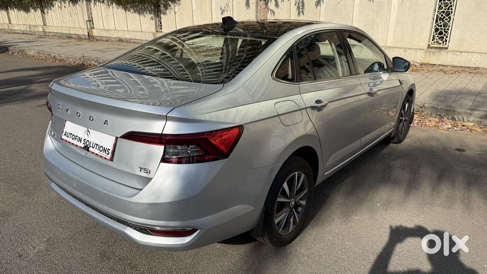 Skoda Slavia 1.5 Tsi Style At, 2023, Petrol