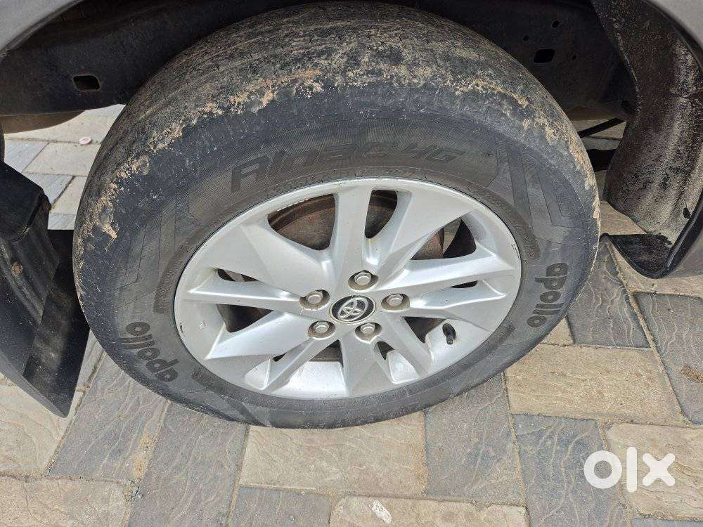 Toyota Innova Crysta 2.4 G Mt 8s, 2019, Diesel