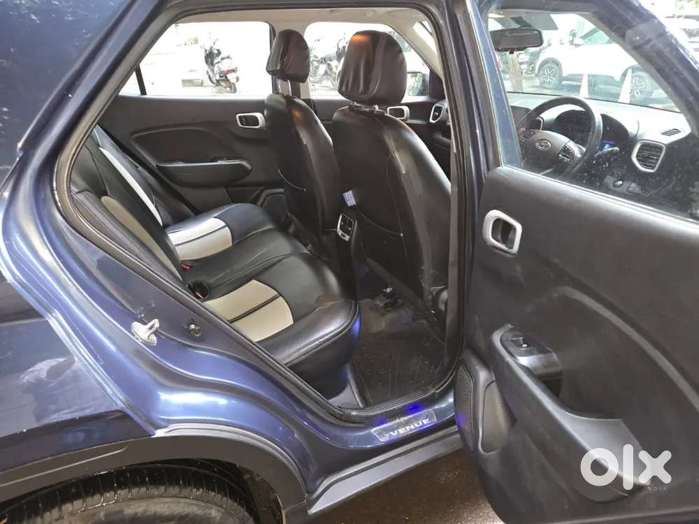 Hyundai Venue Sx Plus 2020 Km Driven