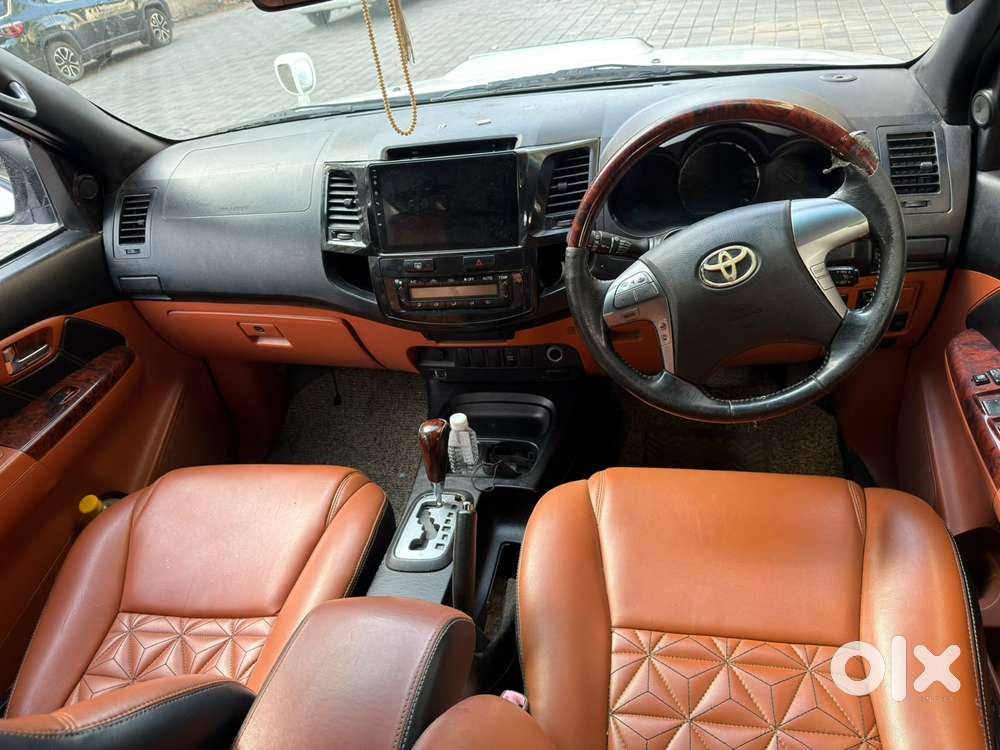 Toyota Fortuner 2.8 2wd At, 2015, Diesel