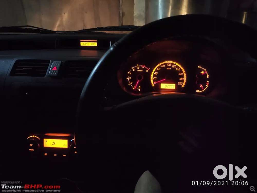 Maruti Swift Zxi 1.3l Original Black Colour In Mint Condition.