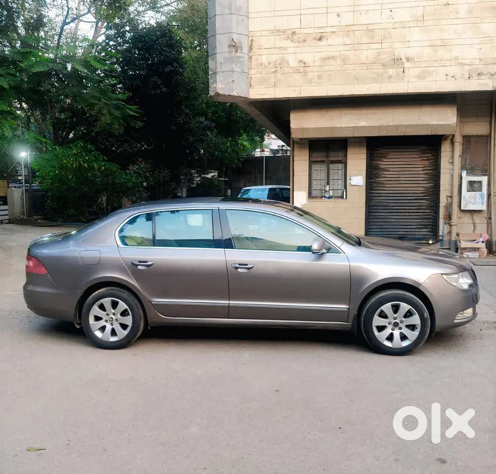 Skoda Superb Sportline 2011