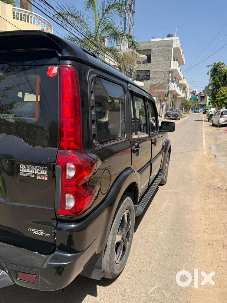 Mahindra Diesel Car 2022