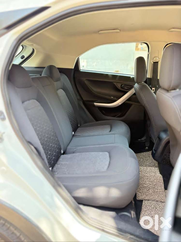 Tata Nexon 1.5 Revotorq Xm (s), 2022, Diesel
